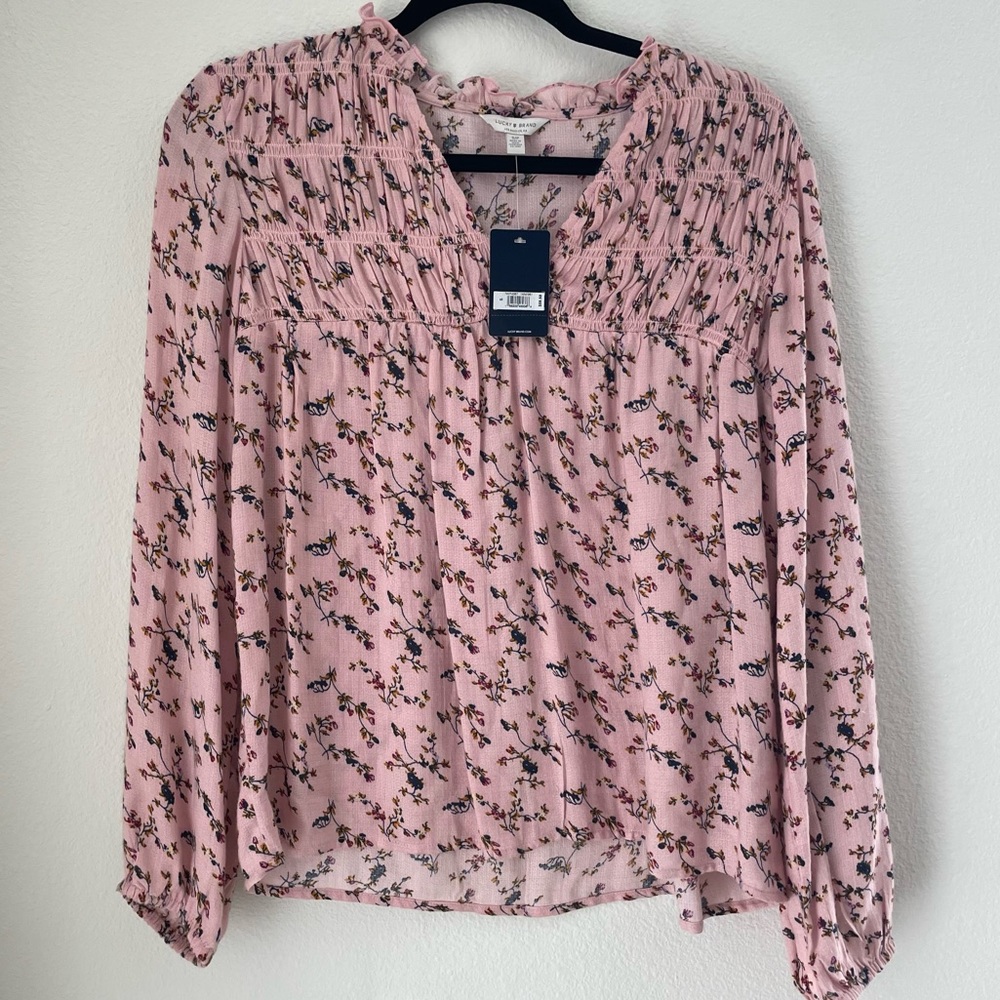 NWT Lucky Brand floral blouse (Size S)